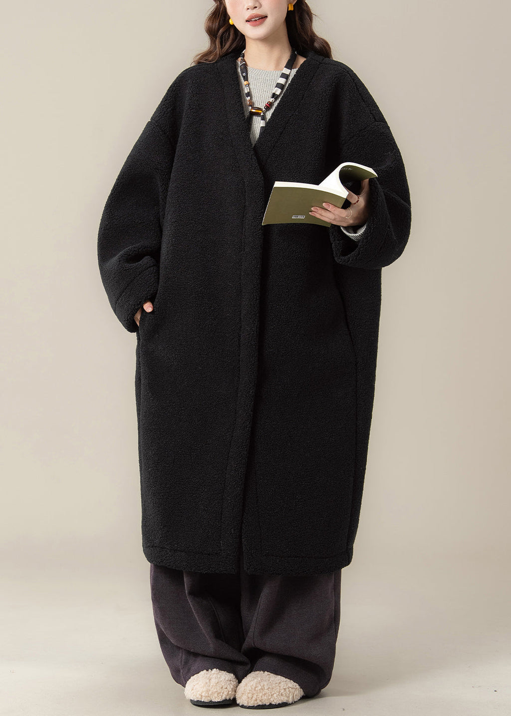 Elegantly Styled Coat for Everyday Wear