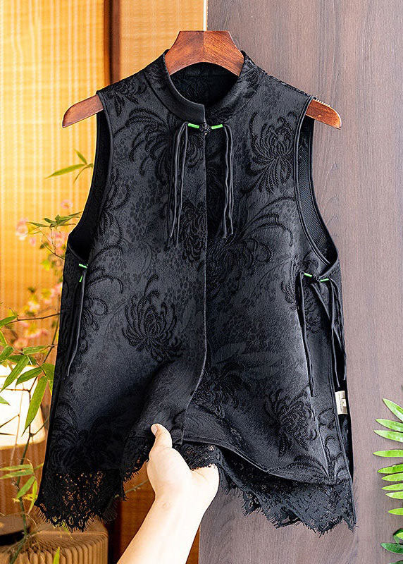 Gracefully Styled Garment for Any Occasion