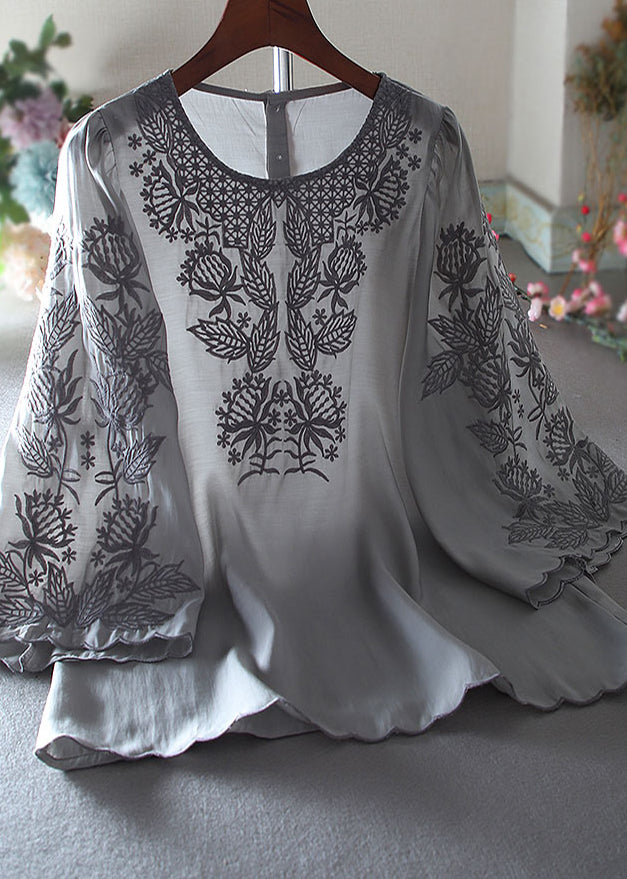 Effortlessly Elegant Shirt with a Timeless Design