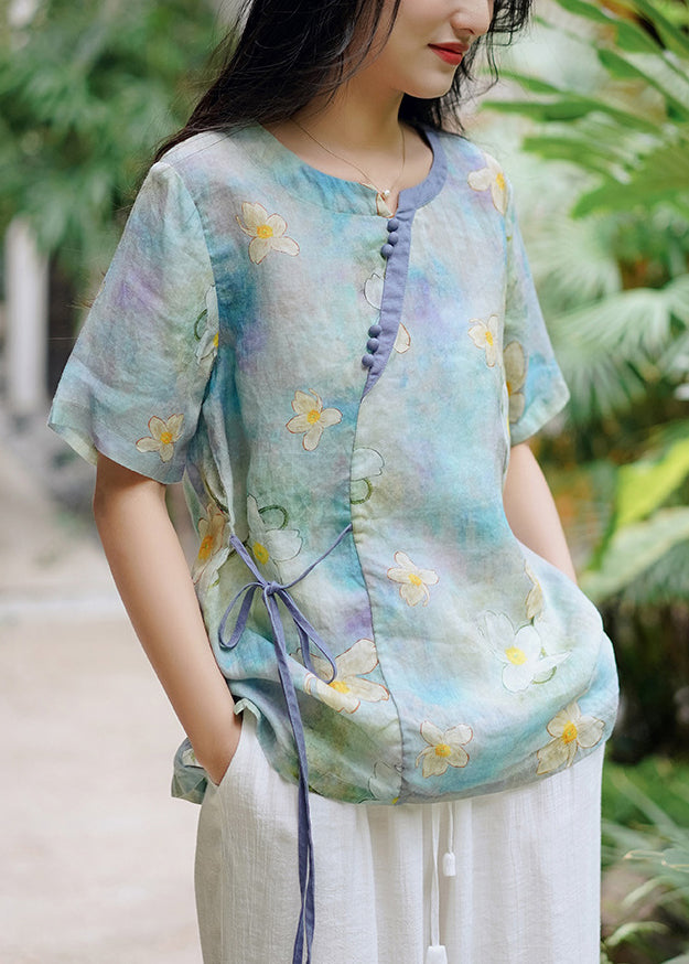 A Vintage Style Blouse with Delicate Timeless Details