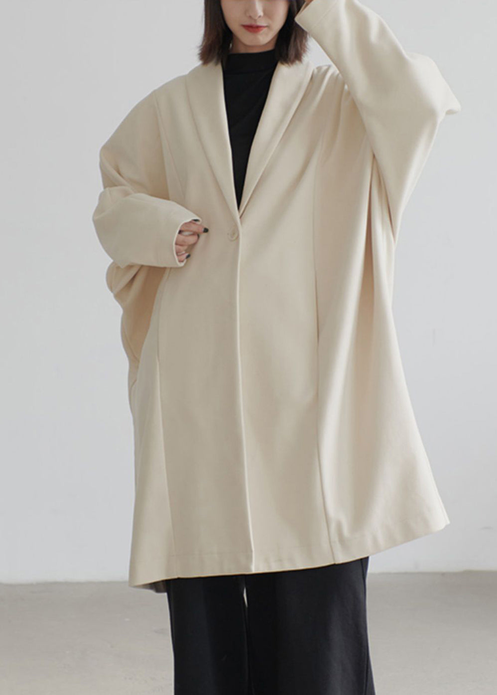 Beautifully Finished Coat in a Timeless Design