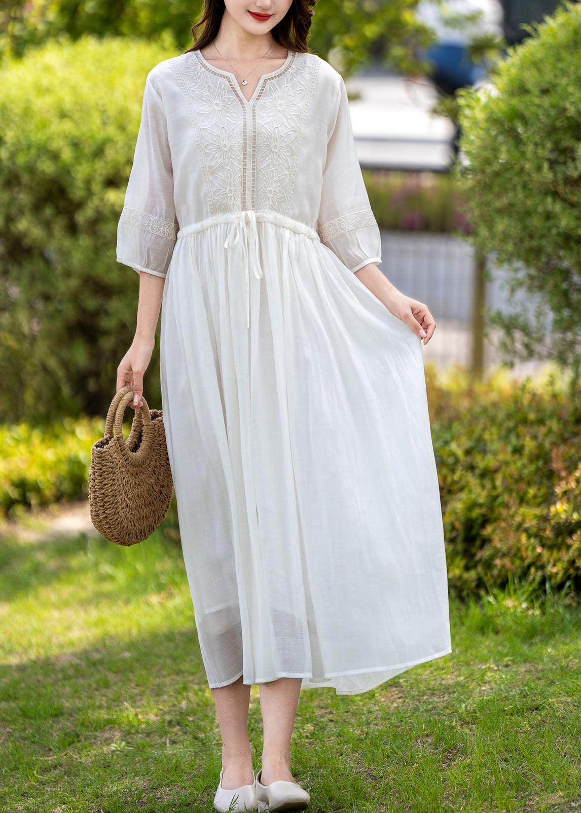 Sophisticated Dress with a Clean Classic Look