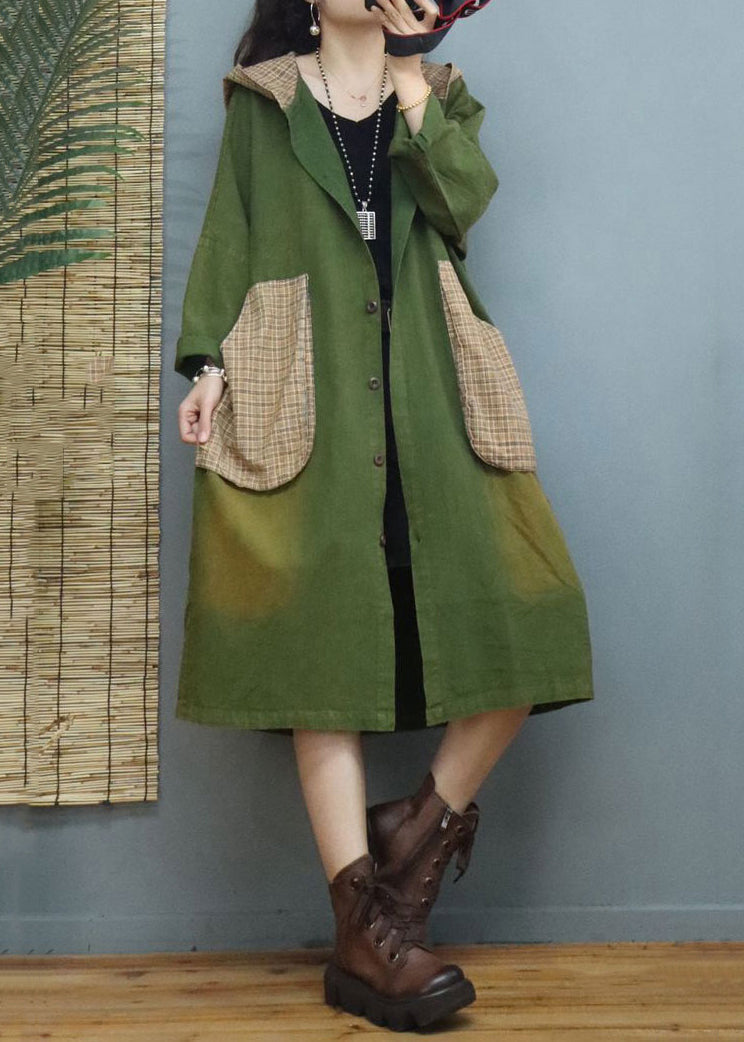 Beautifully Finished Coat in a Timeless Design