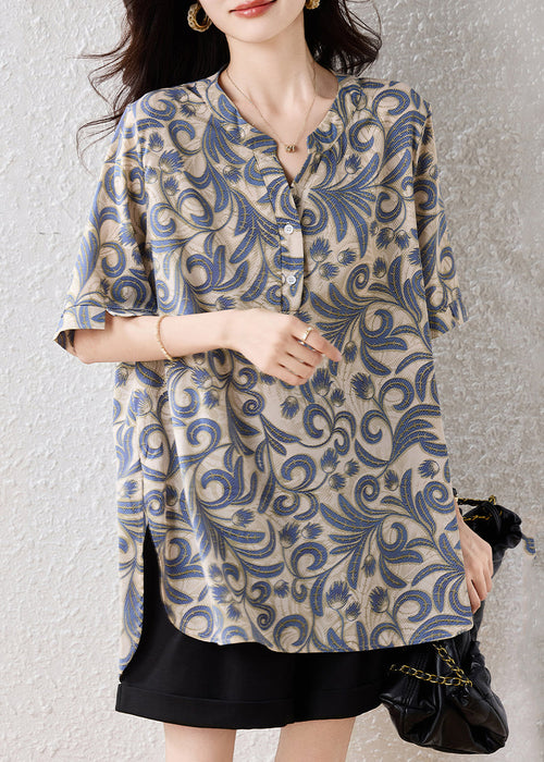 A Vintage Style Blouse with Delicate Timeless Details