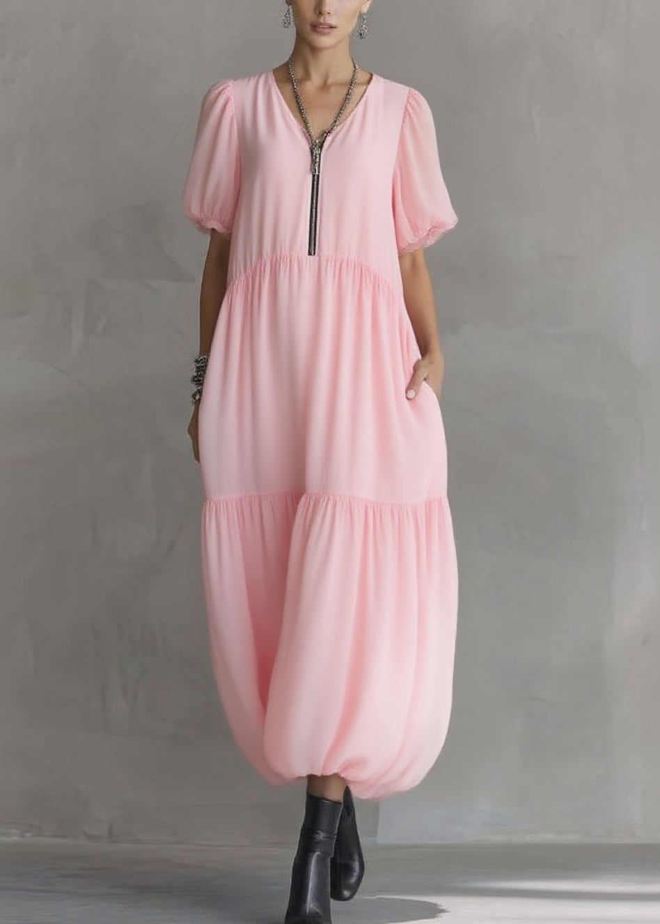 Well Tailored Dress with a Graceful Silhouette