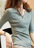 Well Tailored Top with a Graceful Silhouette