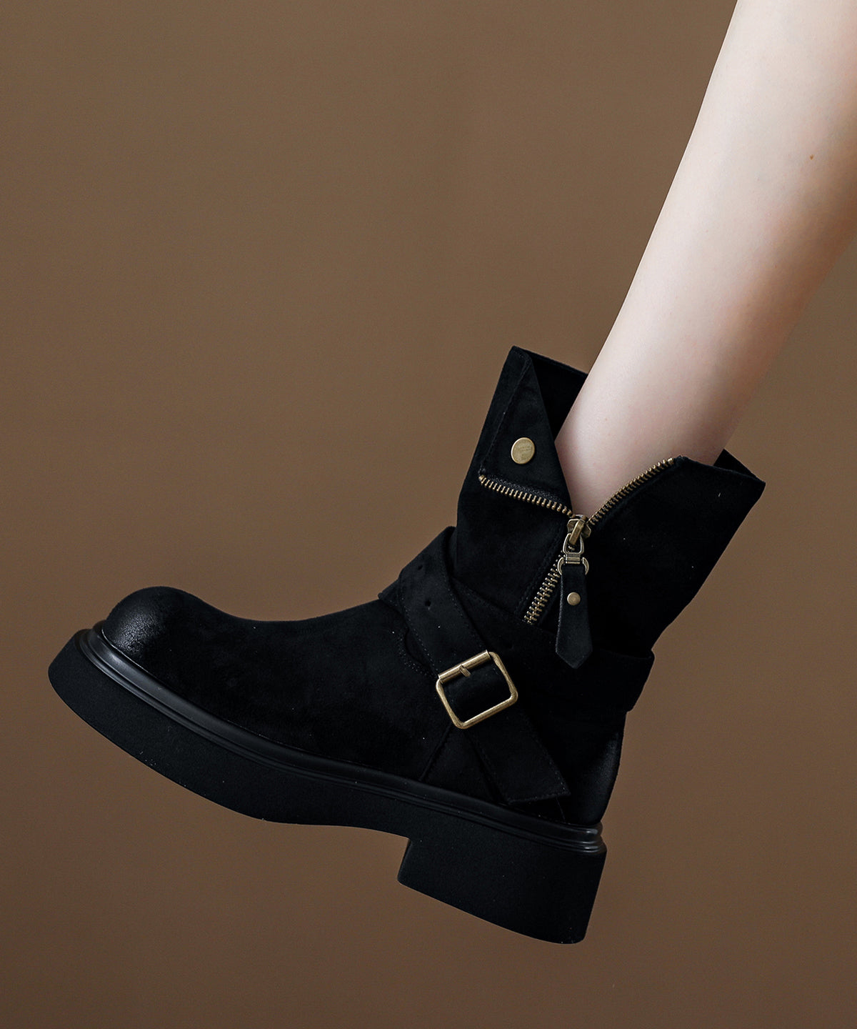 Graceful Orthopedic Boots for Modern Look
