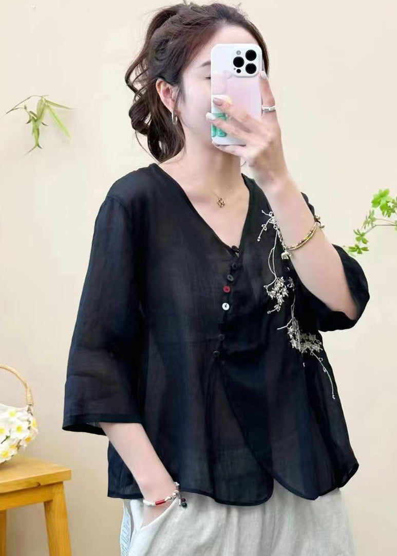 Classic Vintage & Enduringly Stylish Blouse