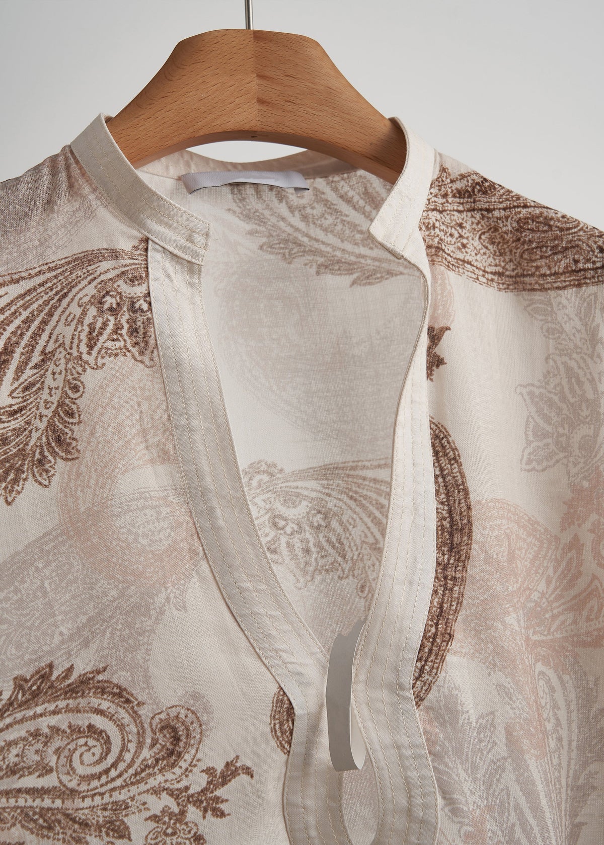 Gracefully Styled Shirt for Any Occasion