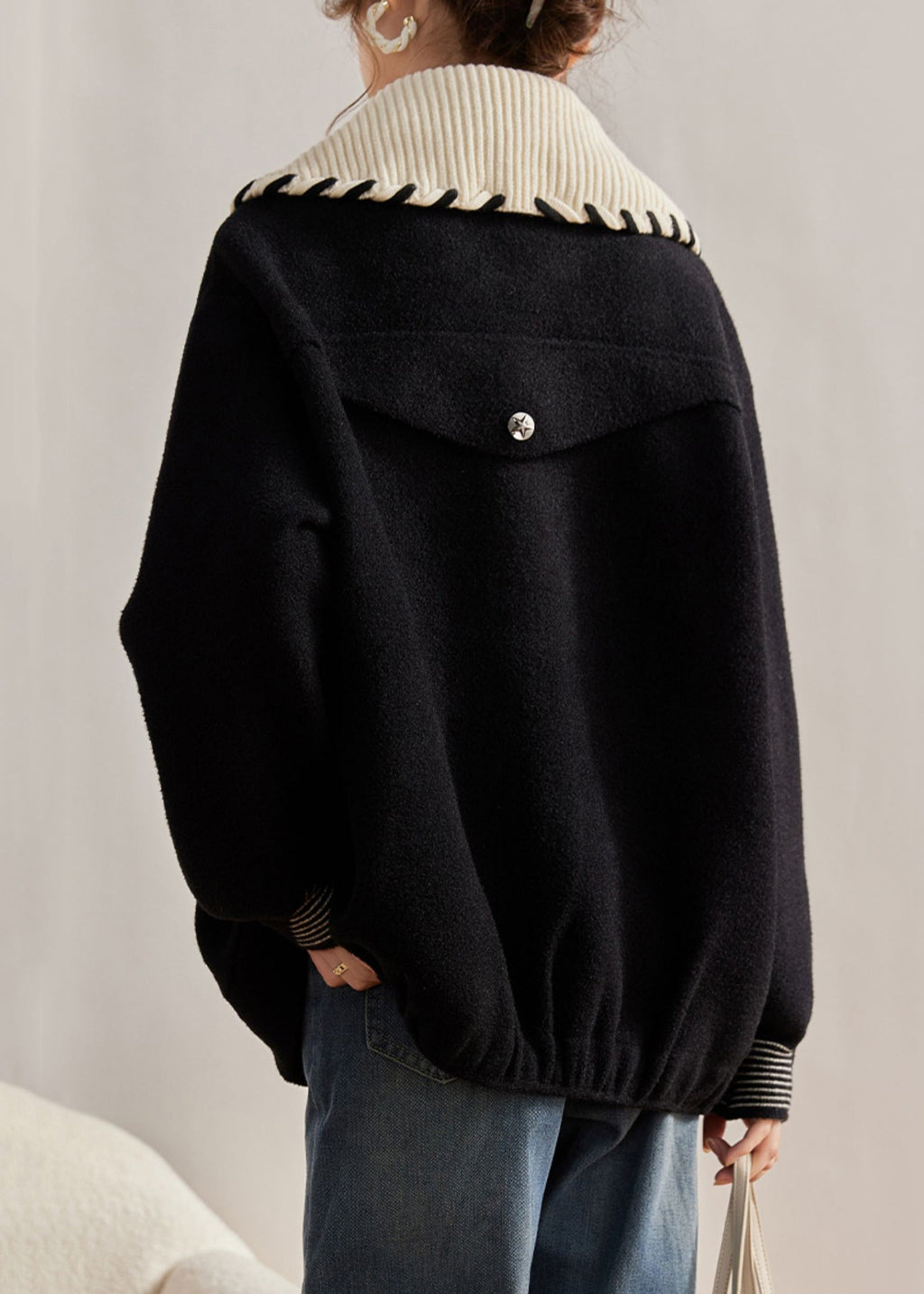 Elegantly Styled Coat for Everyday Wear