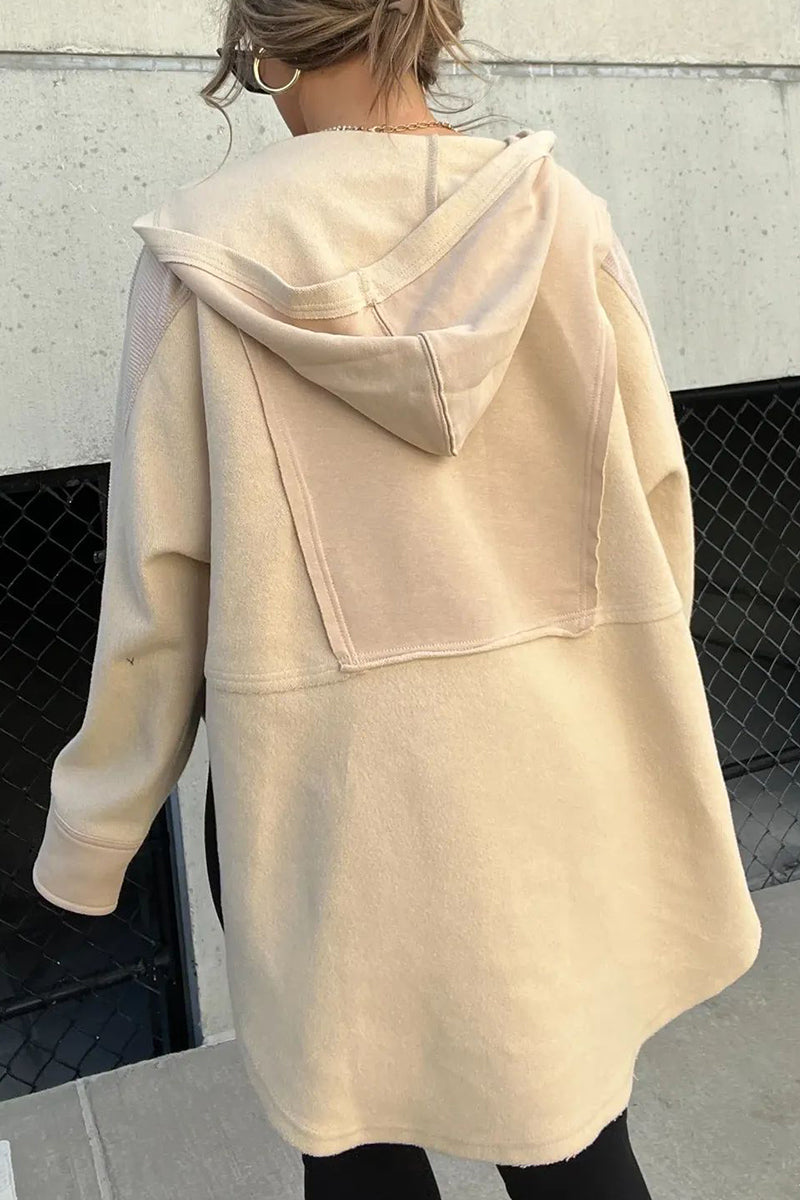 Effortlessly Elegant Top with a Timeless Design