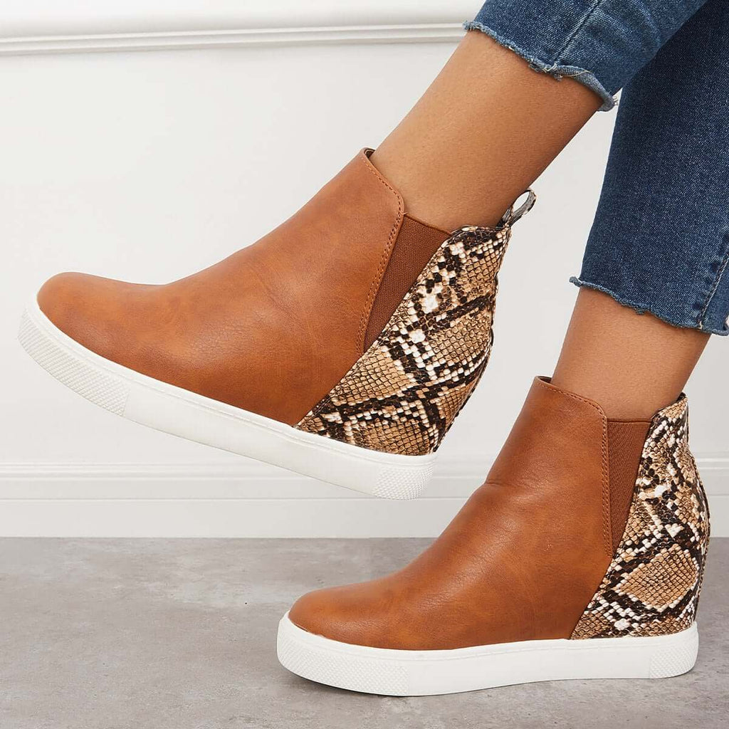 Graceful Orthopedic Sneakers for Modern Look