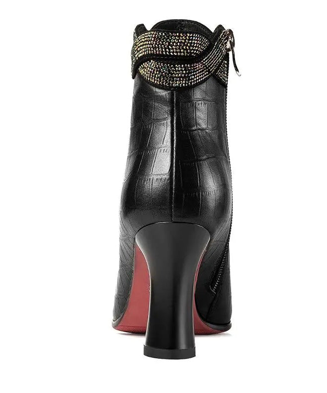 Graceful Orthopedic Boots for Modern Look