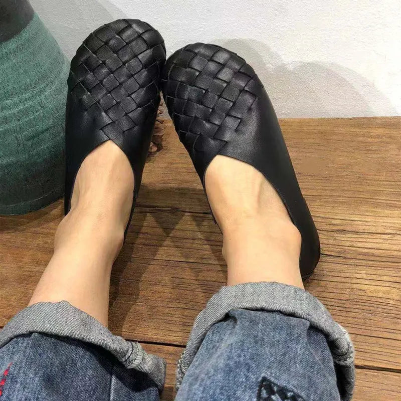 Graceful Orthopedic Shoes for Modern Look