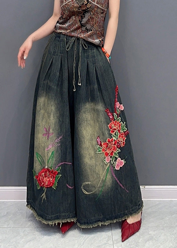 Classic Vintage Pants with a Flattering Fit