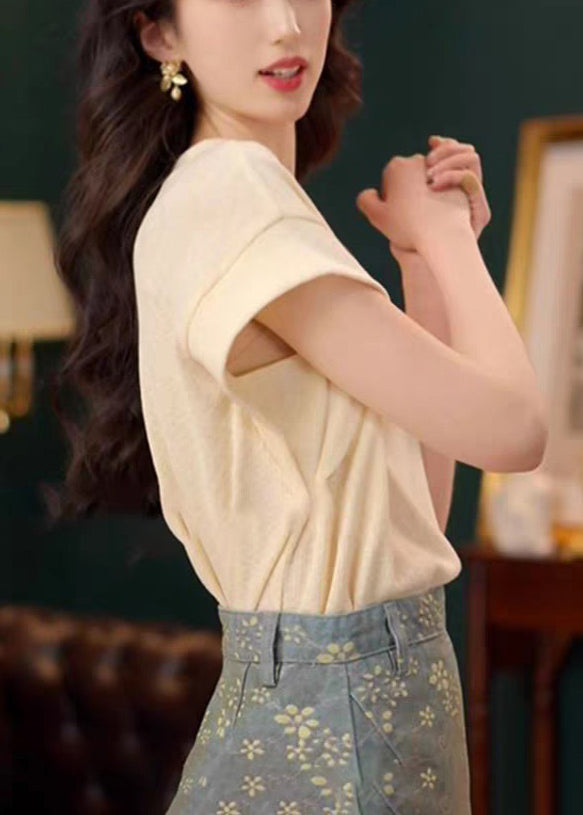 Well Tailored Shirt with a Graceful Silhouette