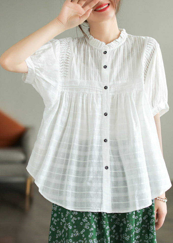 Effortlessly Elegant Top with a Timeless Design