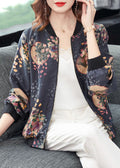 Effortlessly Elegant Coat with a Timeless Design