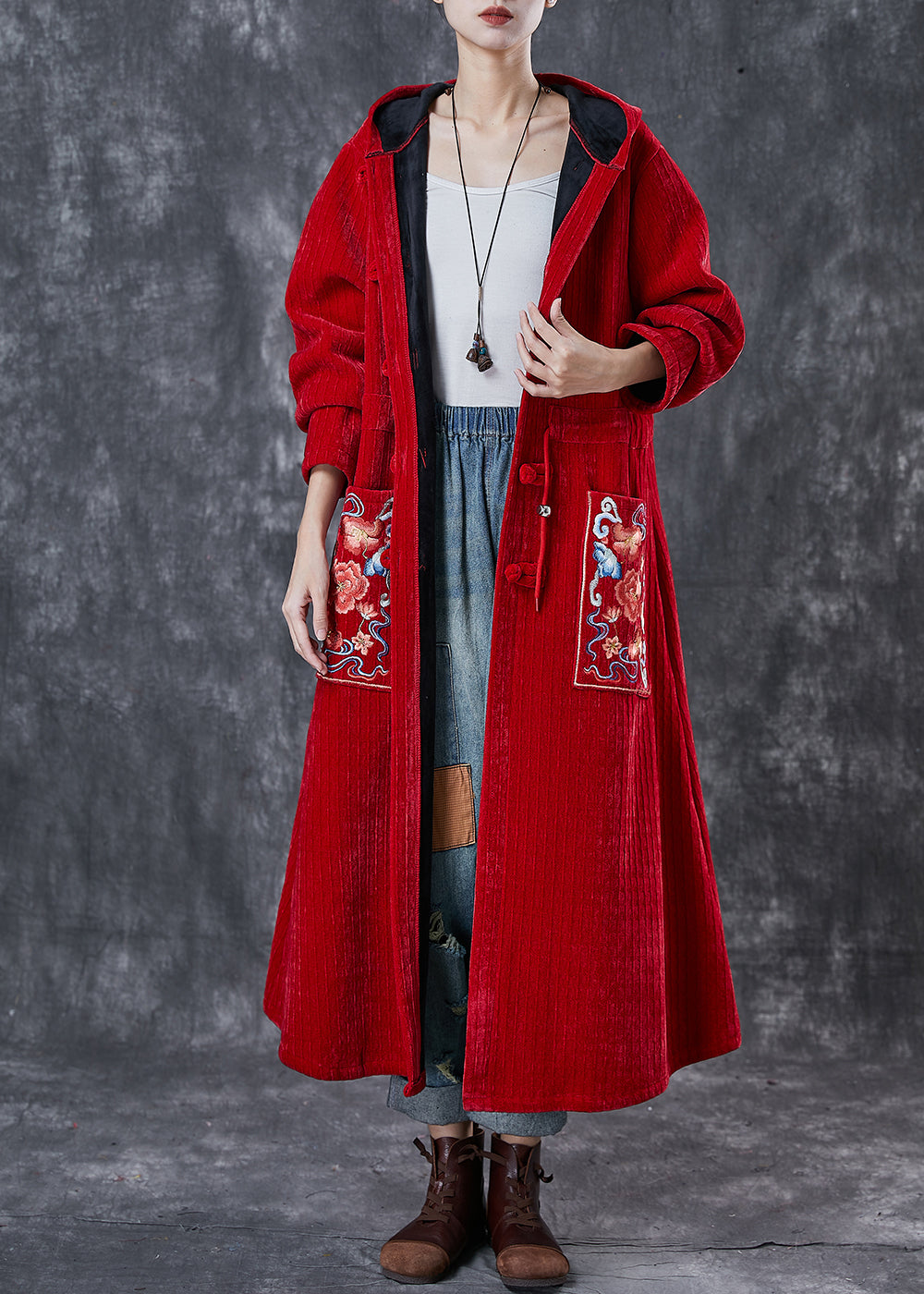 Elegantly Styled Coat for Everyday Wear