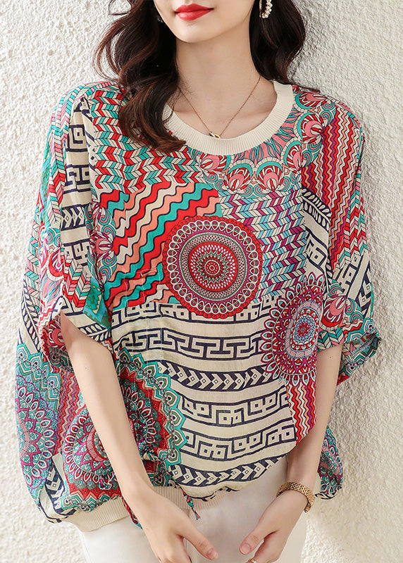 Well Tailored Top with a Graceful Silhouette