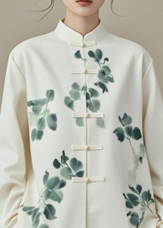 A Vintage Style Coat with Delicate Timeless Details