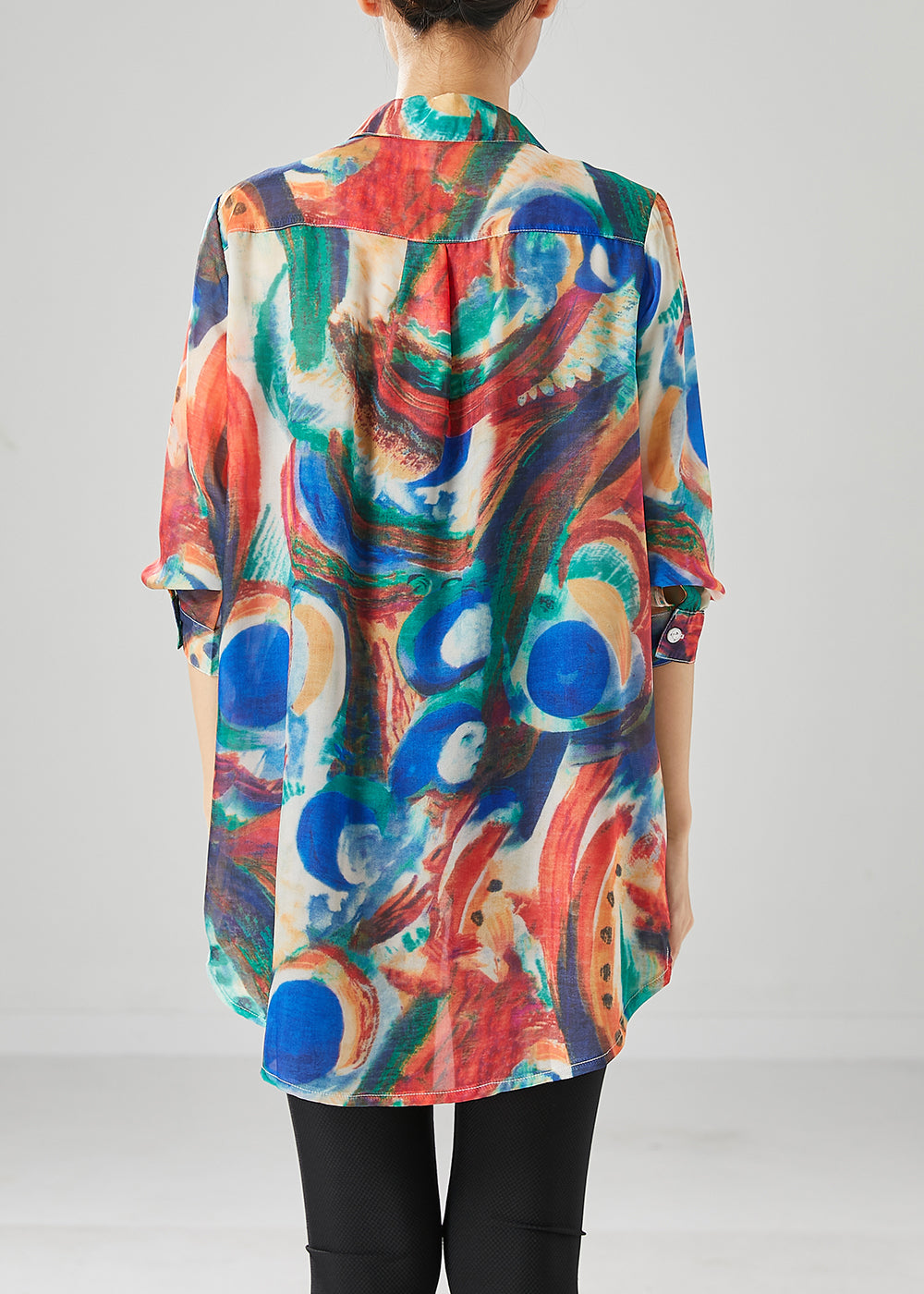 Classic Vintage Shirt with a Flattering Fit
