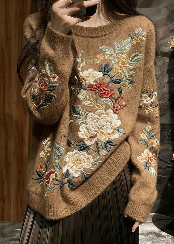 Gracefully Styled Sweater for Any Occasion