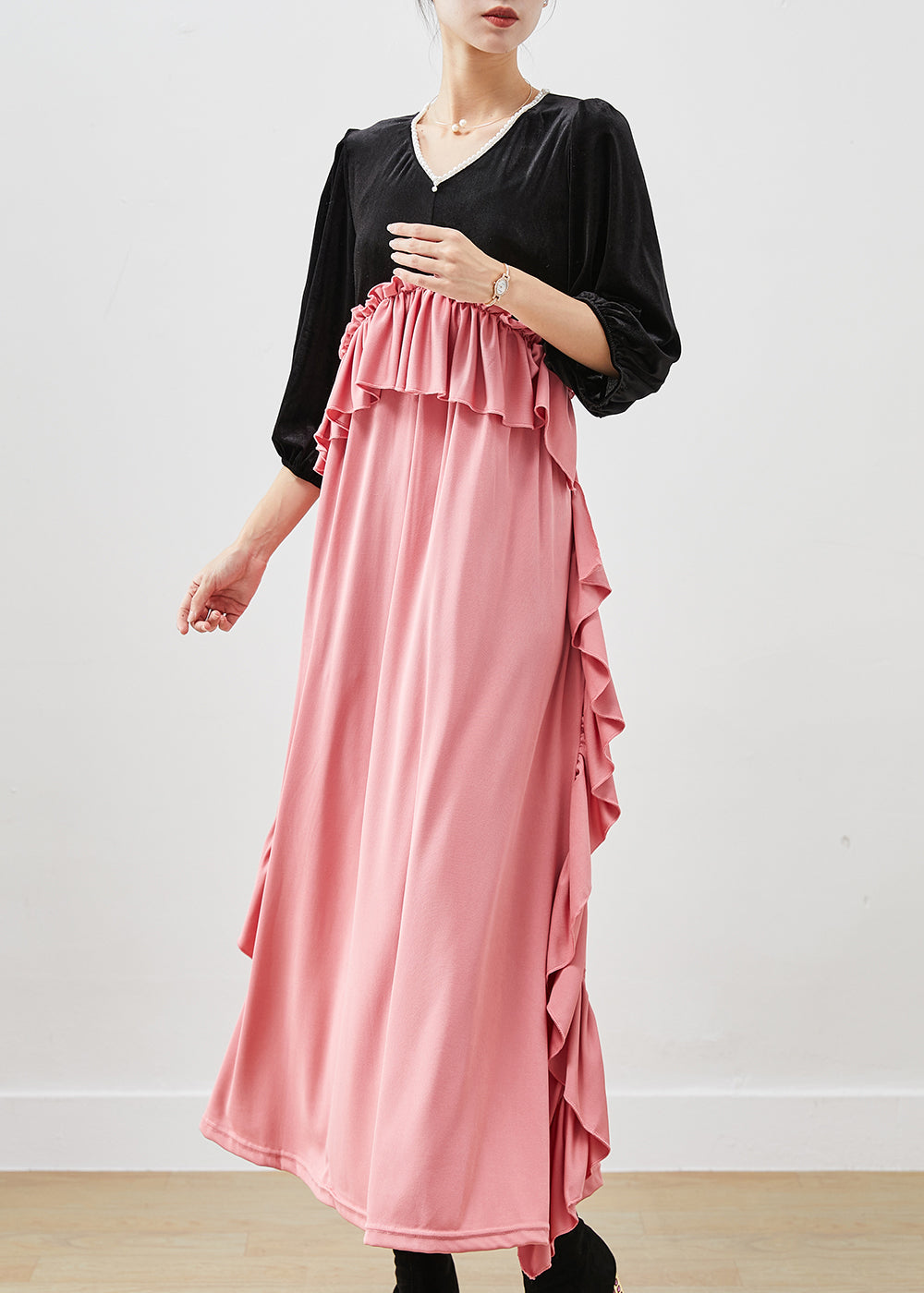 Gracefully Styled Dress for Any Occasion