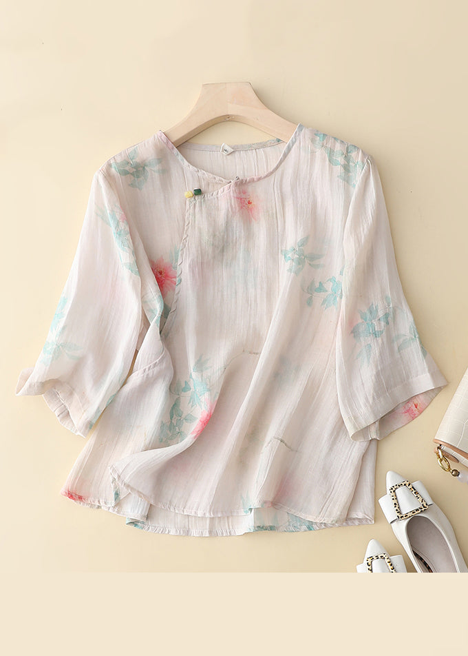Well Tailored Shirt with a Graceful Silhouette