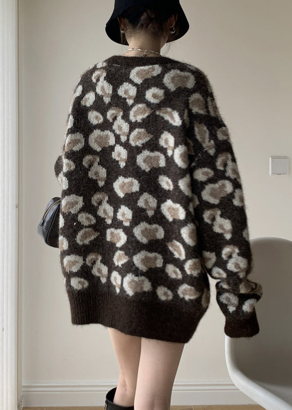 Sophisticated Sweater with a Clean Classic Look