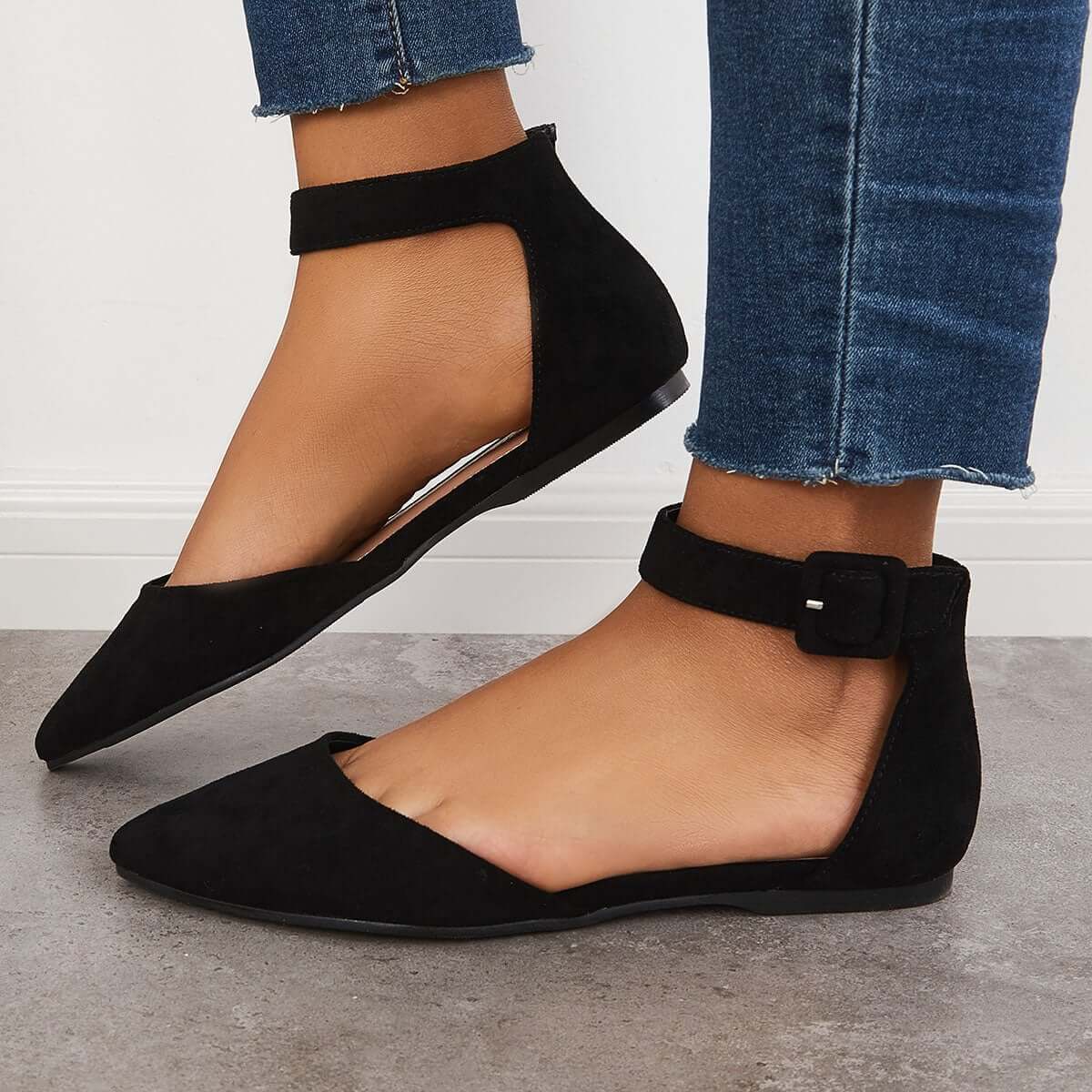 Graceful Orthopedic Flats for Modern Look