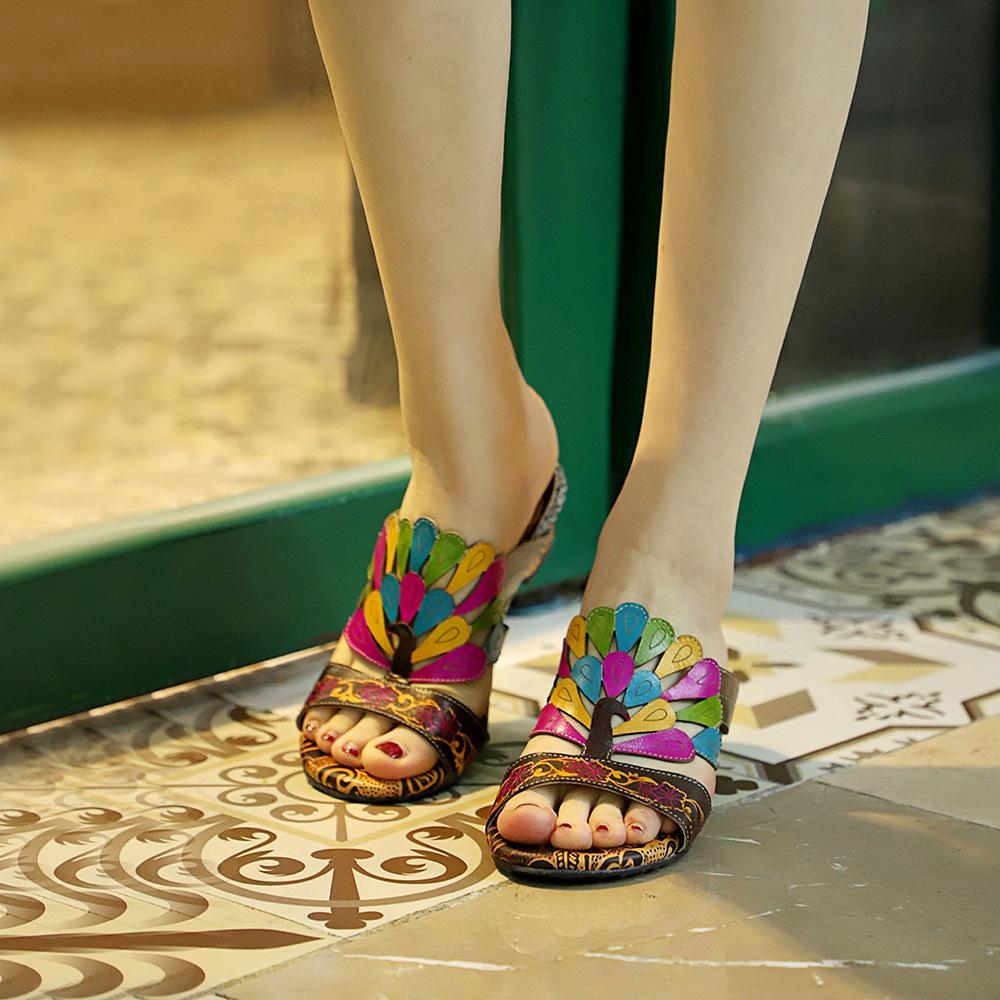 Chic Orthopedic Sandals with Unique Design