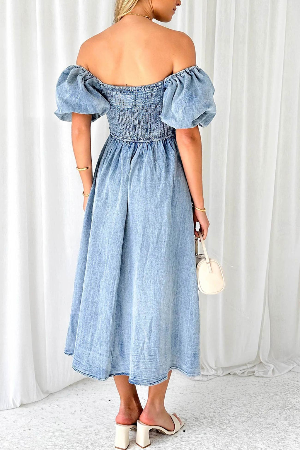 Classic Vintage & Enduringly Stylish Dress