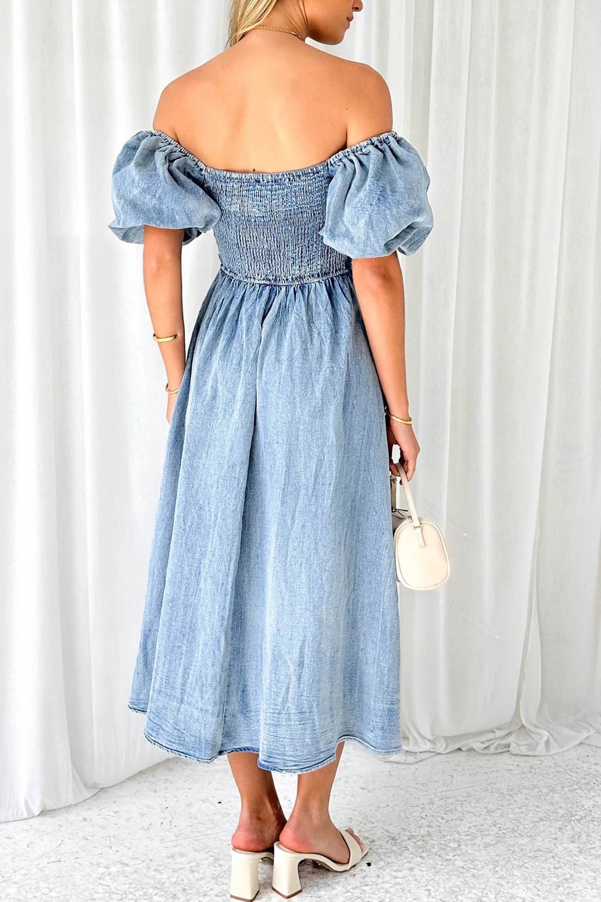 Classic Vintage & Enduringly Stylish Dress