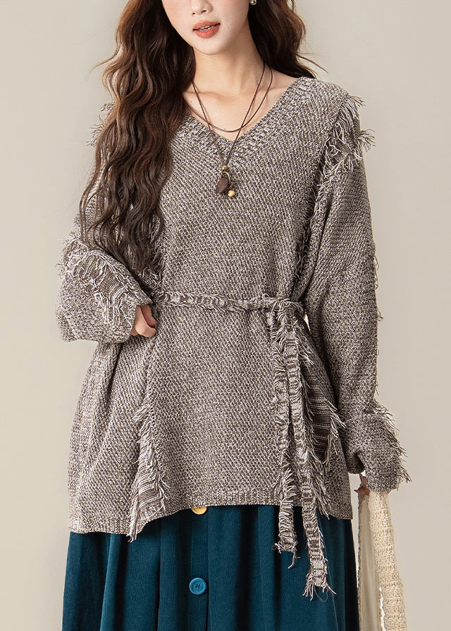Classic Vintage Sweater with a Flattering Fit