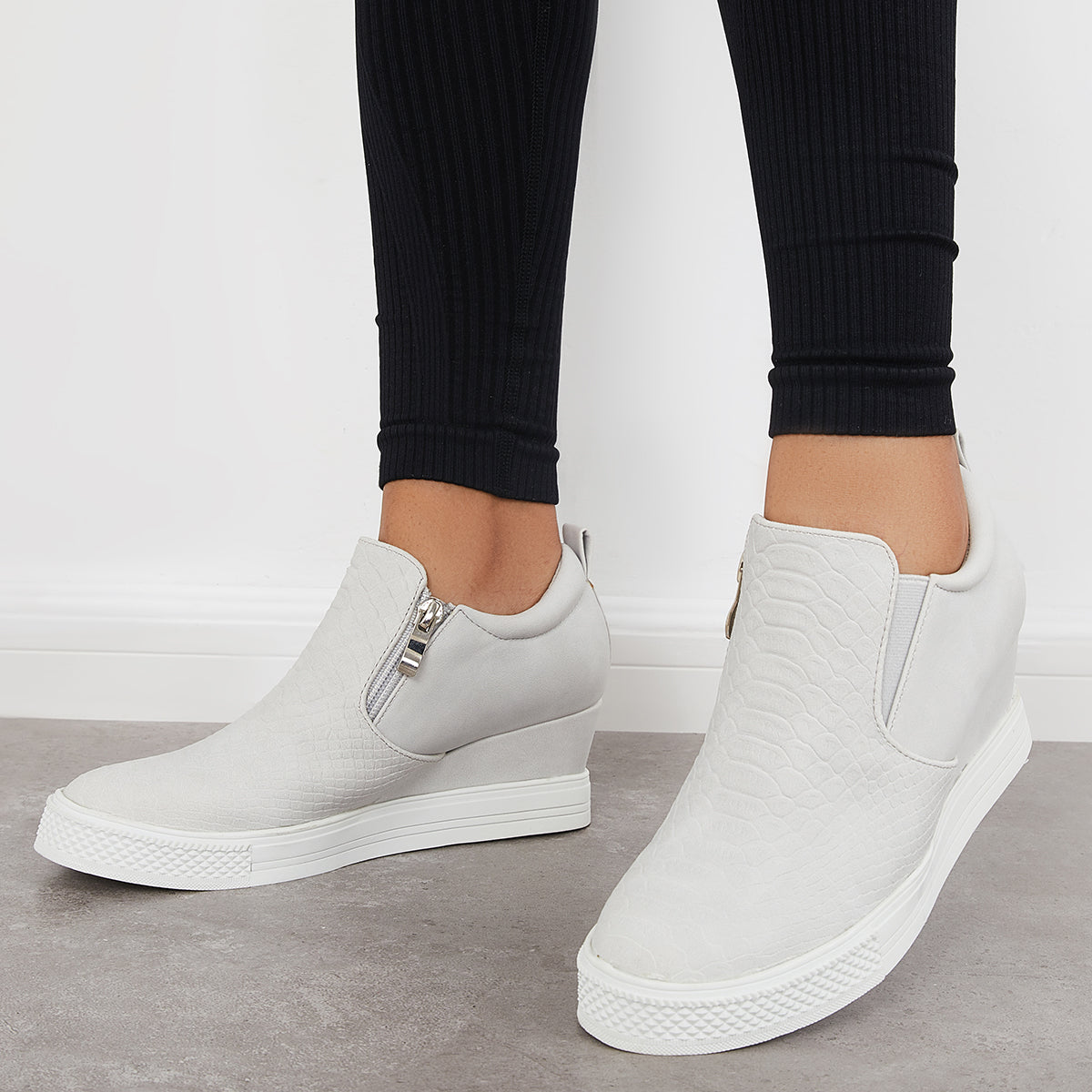 Comfortable Orthopedic Sneakers for Daily Wear