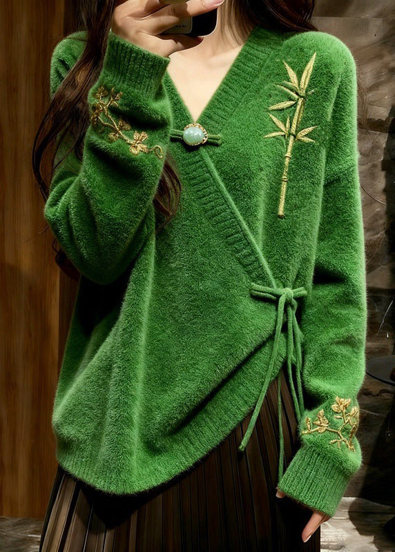 Gracefully Styled Sweater for Any Occasion