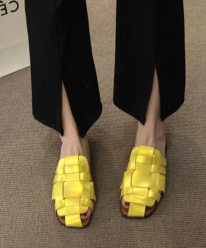 Graceful Orthopedic Sandals for Modern Look