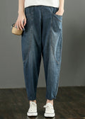 Effortlessly Elegant Pants with a Timeless Design