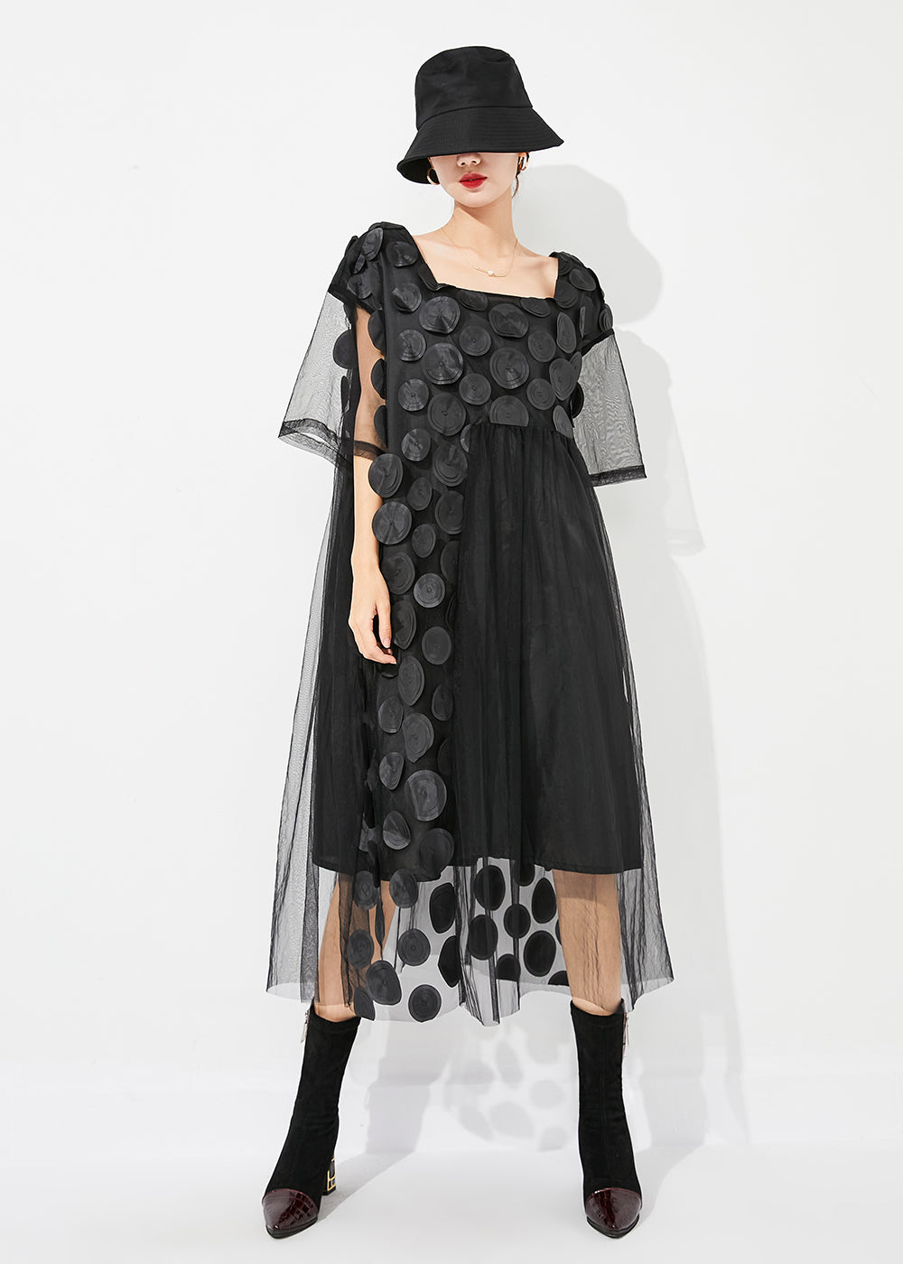 Classic Vintage Dress with a Flattering Fit
