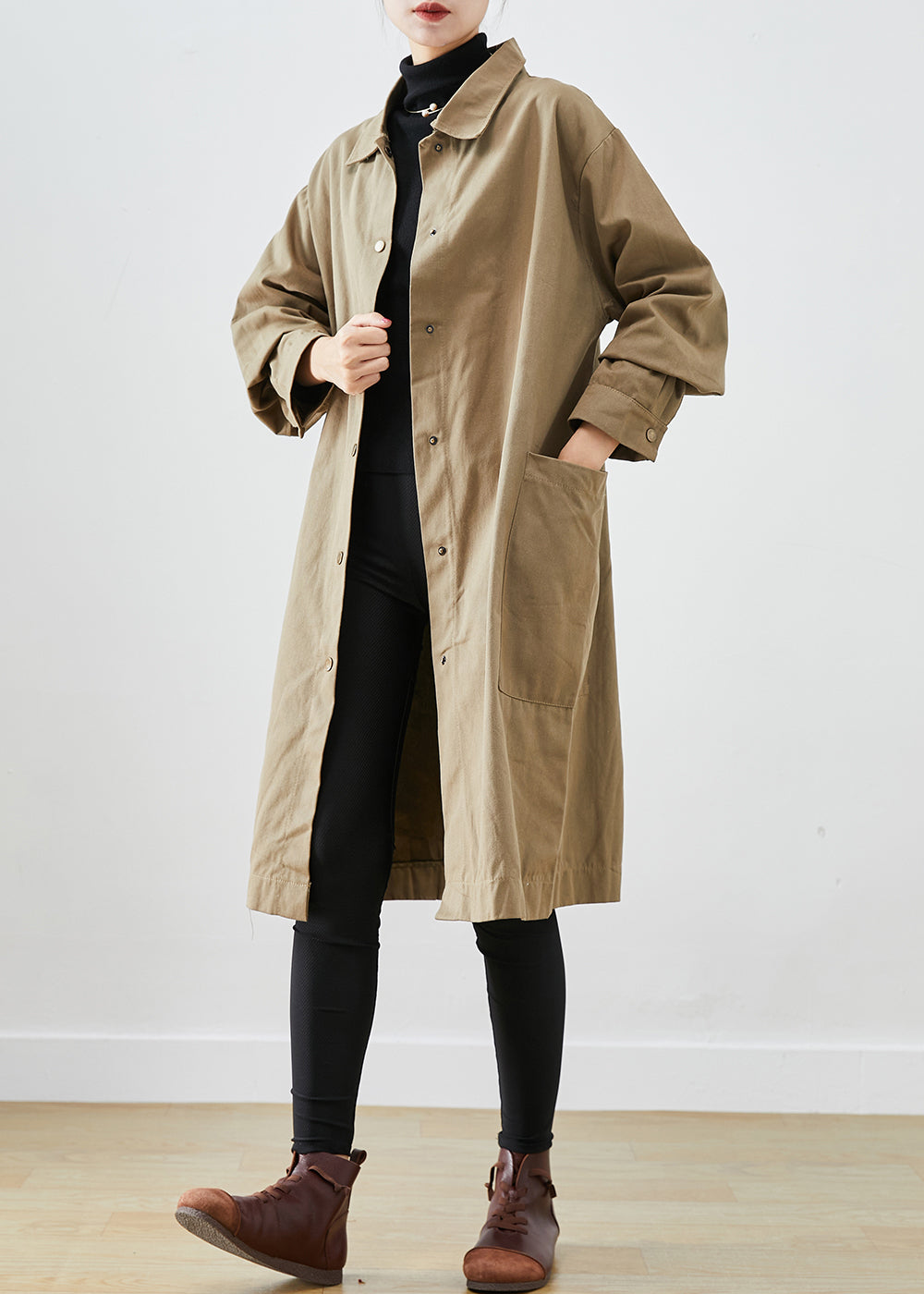 Beautifully Finished Coat in a Timeless Design