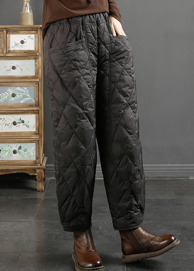 Well Tailored Pants with a Graceful Silhouette