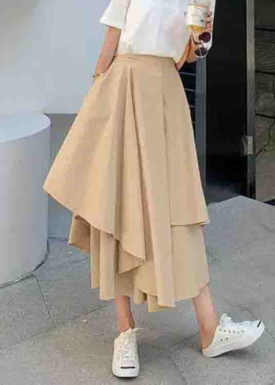 A Vintage Style Pants with Delicate Timeless Details