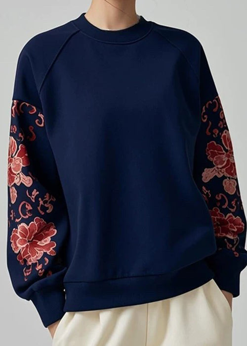 Beautifully Finished Pullover in a Timeless Design