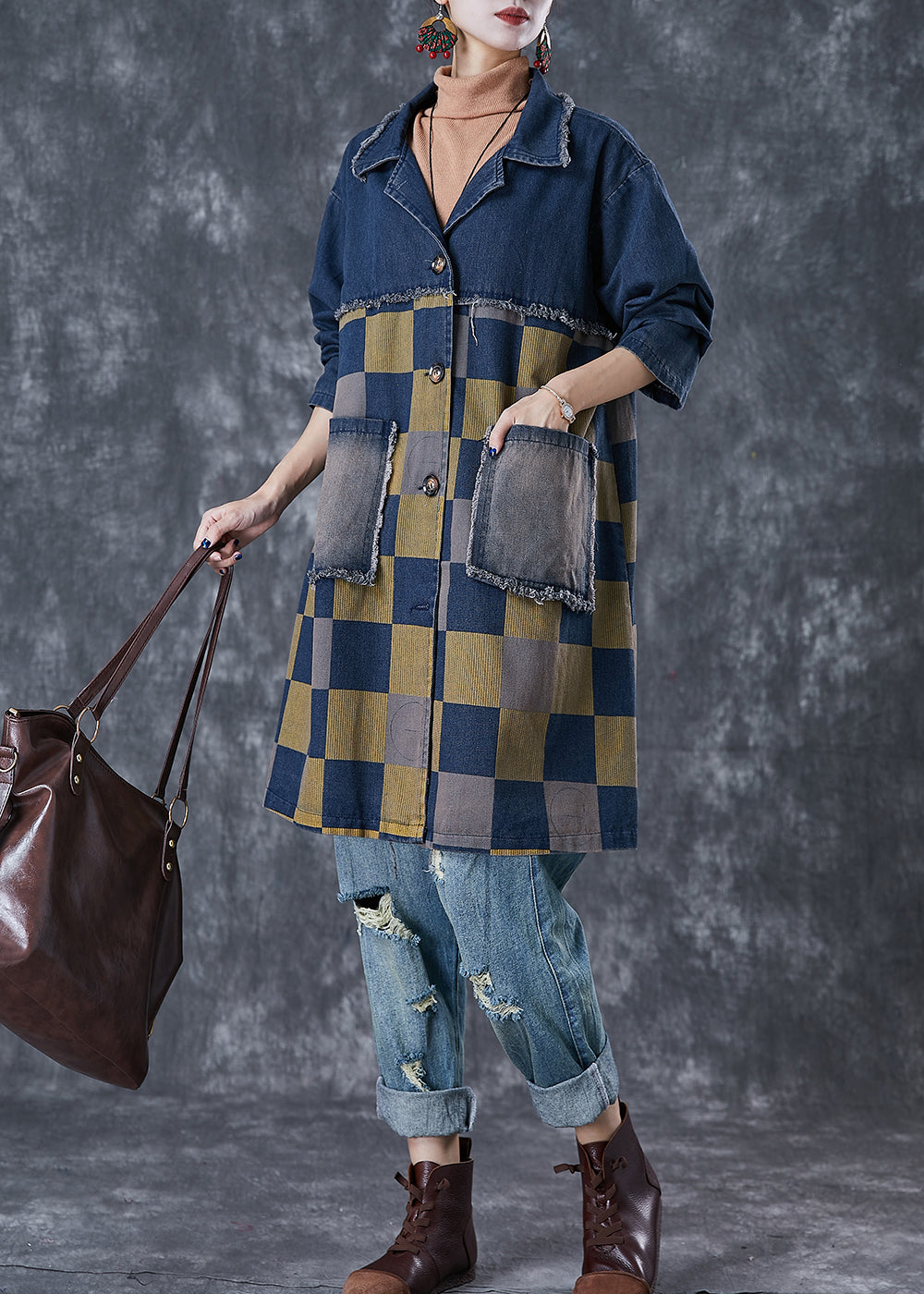 Elegantly Styled Coat for Everyday Wear