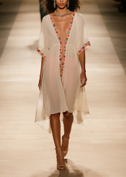 Well Tailored Cardigan with a Graceful Silhouette