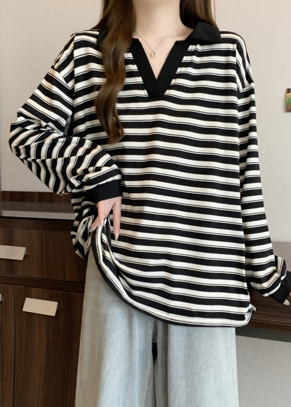 Effortlessly Elegant Blouse with a Timeless Design