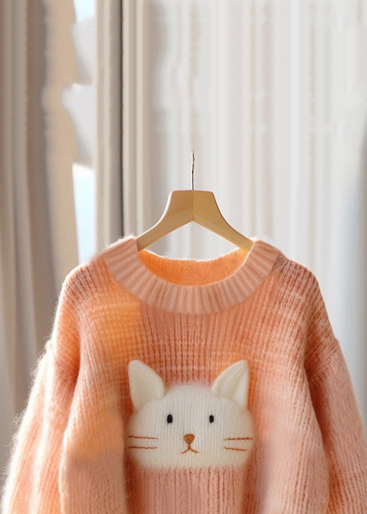 Effortlessly Elegant Sweater with a Timeless Design
