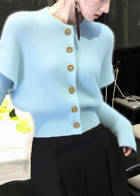 Beautifully Crafted Sweater in a Classic Style