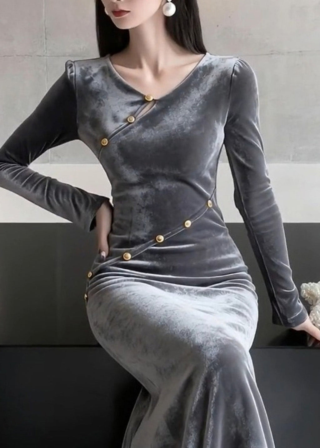 Polished Dress with an Effortless Classic Look
